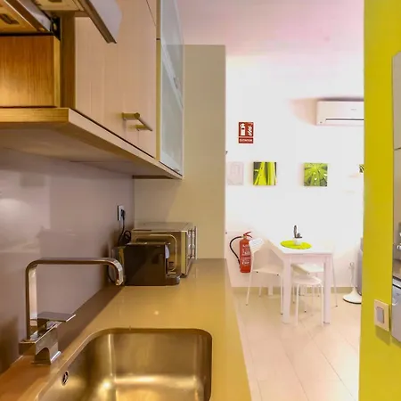 Cuban Green Terrace Apart -1st Floor-center Apartment *